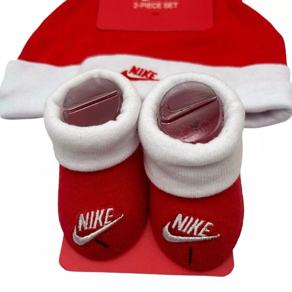 Nike Baby Boy's/Girl's Hat and Booties 2-Piece Set Size 0-6 Months Red/White - Picture 3 of 11